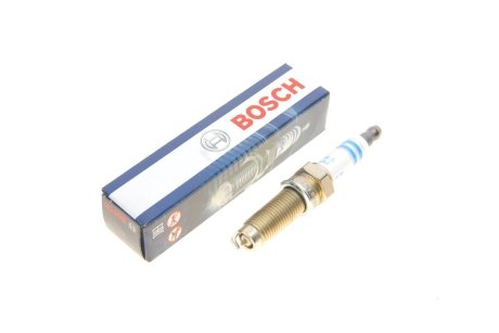 СВЕЧКА YR 6 SII 330X BOSCH 0 242 140 523