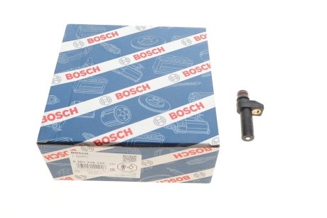 Датчик оборотов двигателя BOSCH 0 261 210 122