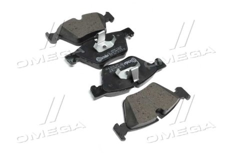 Комплект тормозных колодок из 4 шт. дисков BREMBO P06060