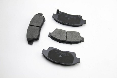 Тормозные колодки пер. Toyota Corolla 92-01/Camry 91-01 (Akebono) BREMSI BP2526