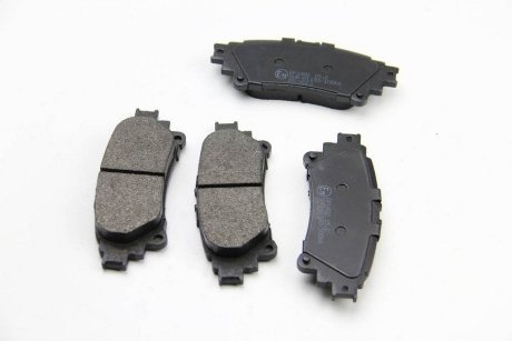 Тормозные колодки зад. Lexus RX 08-15/Toyota Prius 09- (akebono) BREMSI BP3482