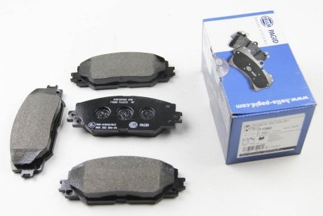 Тормозные колодки дисковые перед. Toyota Auris 1.4D-4D 03/07- HELLA 8DB 355 006-861