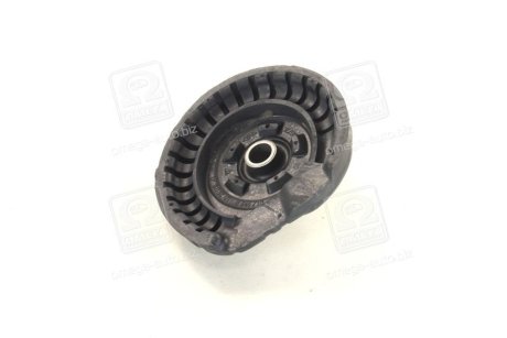 Подушка опорна ниж. ам-тора перед. Volvo S60/S70 97-00/ C70 97-05, V70 I/II, XC70 CC, S80 98-06, 850 91-96 LEMFORDER 20152 01