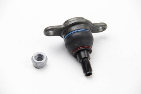 Шаровая опора лев/прав. (конус 18,2mm) VW T5 1.9TDI/3.2 03- LEMFORDER 27597 02