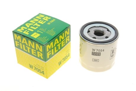 Фільтр масляний -FILTER MANN W 7054