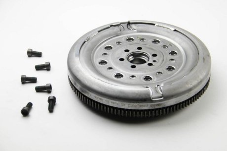 Маховик (до к-кту 3000 970 036) 228mm VAG 1,6/2,0 TDI 09- 1,6-66/77 2,0-81 kW SACHS 2294 001 345