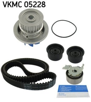 Комплект (ремінь+ролик+помпа) SKF VKMC 05228