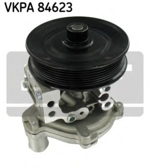 Помпа воды Ford Transit VII/VIII 2.4DI/TDCi/TDE/TD 00-14/Land Rover Defender 2.4TD4 4x4 06-16 SKF VKPA 84623